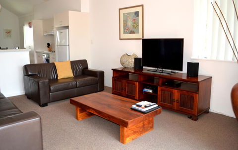 Outrigger Bay - Kempsey Accommodation 16