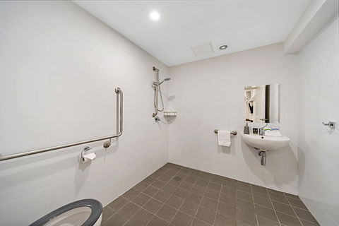 Carlton Suites - Kempsey Accommodation 5