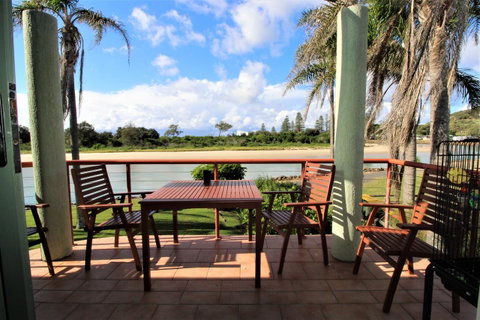 Beachfront 3, 25 Willow Street - Kempsey Accommodation 4