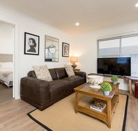 Sleeping in Style - Central  Sophisticated - Kempsey Accommodation