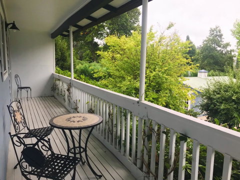 Bowral Escape - Kempsey Accommodation 12