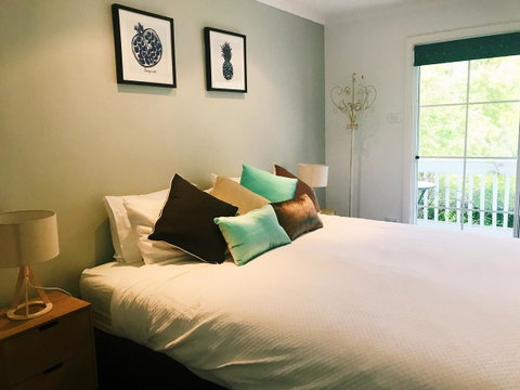 Bowral Escape - Kempsey Accommodation 9