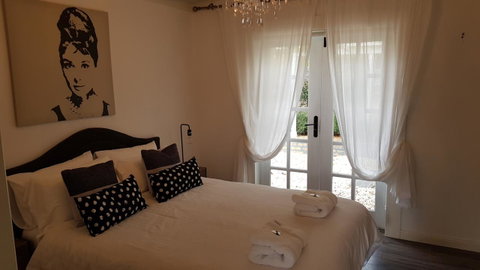 Bowral Escape - Kempsey Accommodation 11
