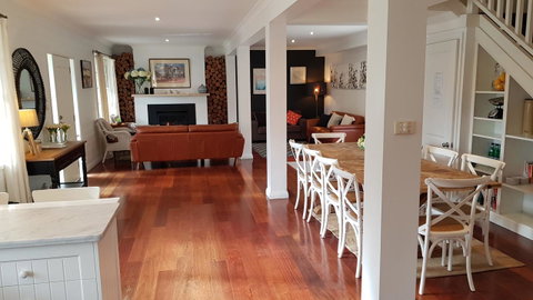 Bowral Escape - Kempsey Accommodation 16