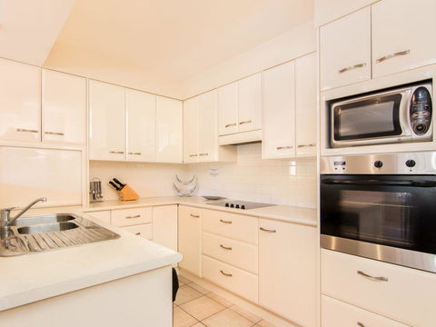 Millennium 102 With Pool In Complex - Kempsey Accommodation 9