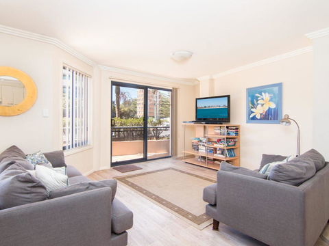 Millennium 102 With Pool In Complex - Kempsey Accommodation 7