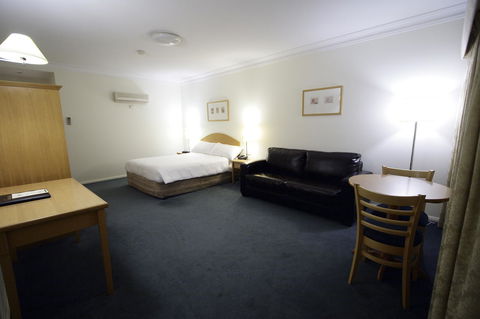 Carlyle Suites & Apartments - Kempsey Accommodation 8