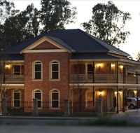 Carlyle Suites  Apartments - Kempsey Accommodation