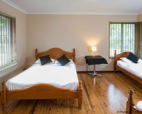 Villa Blue - Kempsey Accommodation 6