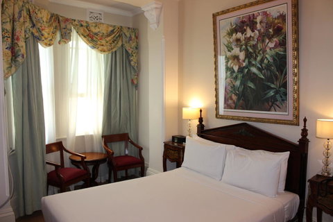 Manor Boutique Hotel Sydney - Kempsey Accommodation 5