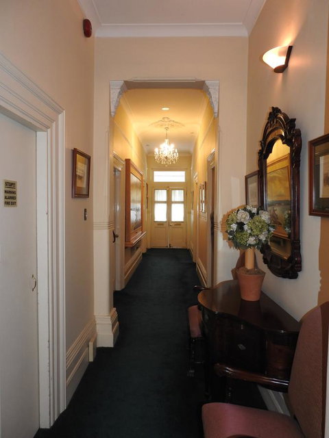 Manor Boutique Hotel Sydney - Kempsey Accommodation 40