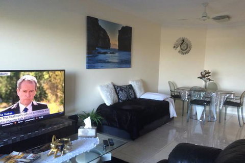 Nomikis\'On The Avenue - Kempsey Accommodation 18