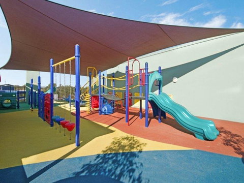 Nomikis\'On The Avenue - Kempsey Accommodation 7