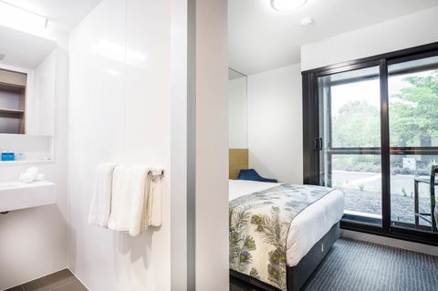 Mercure Darwin Airport Resort - Kempsey Accommodation 10