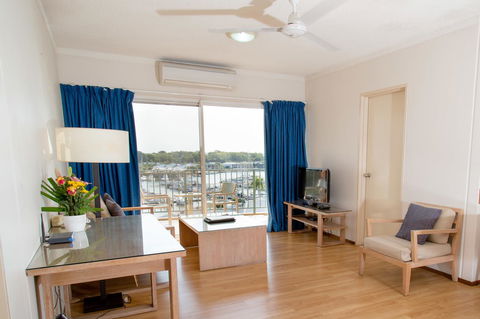 Cullen Bay Resorts - Kempsey Accommodation 2