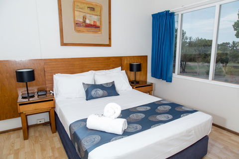 Cullen Bay Resorts - Kempsey Accommodation 1