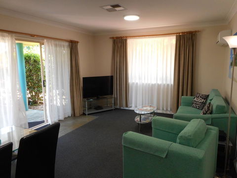 Beaches Serviced Apartments - Kempsey Accommodation 27