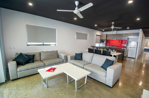 Magnum Serviced Apartments - Kempsey Accommodation 5
