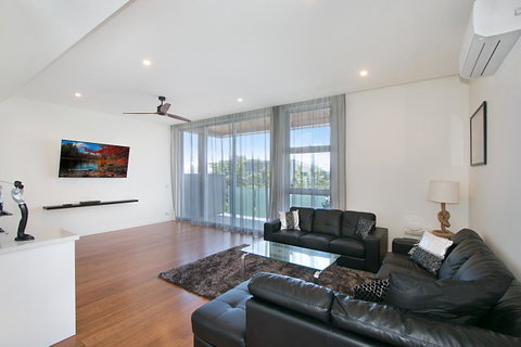 Salt Village Retreat - Kempsey Accommodation 9