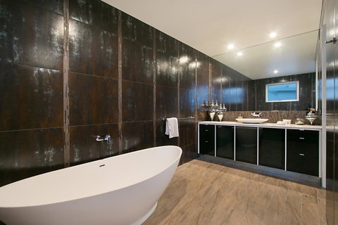 Salt Village Retreat - Kempsey Accommodation 11