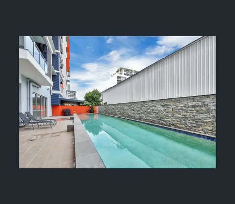 Darwin-Ocean Views, Tropical Getaway, Pool & Aircon - Kempsey Accommodation 18
