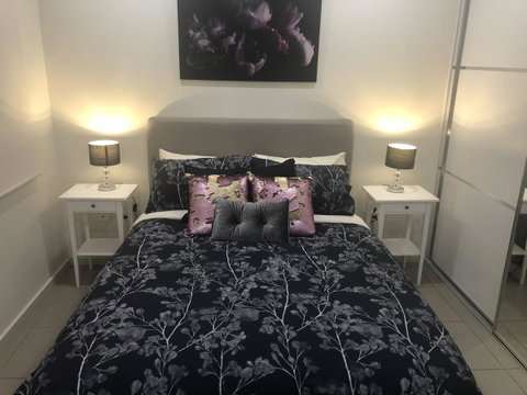 Darwin-Ocean Views, Tropical Getaway, Pool & Aircon - Kempsey Accommodation 1