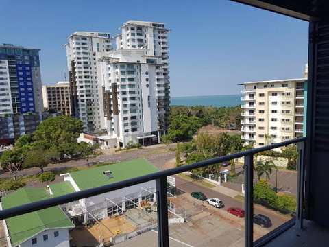 Darwin-Ocean Views, Tropical Getaway, Pool & Aircon - Kempsey Accommodation 20