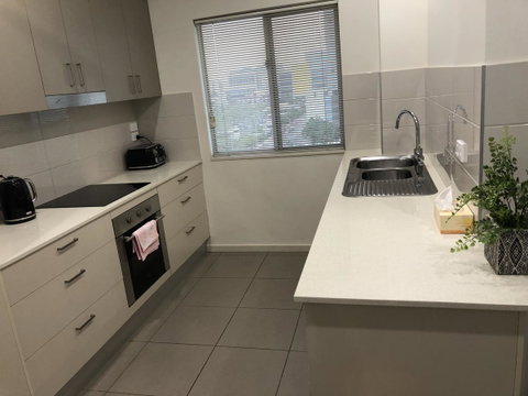 Darwin-Ocean Views, Tropical Getaway, Pool & Aircon - Kempsey Accommodation 10