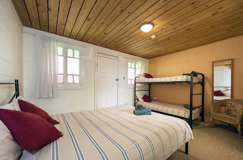 Glen Helen Lodge - Kempsey Accommodation 11