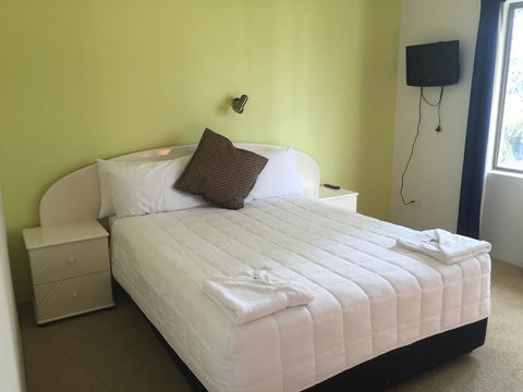 Golden Sands Motor Inn - Kempsey Accommodation 2