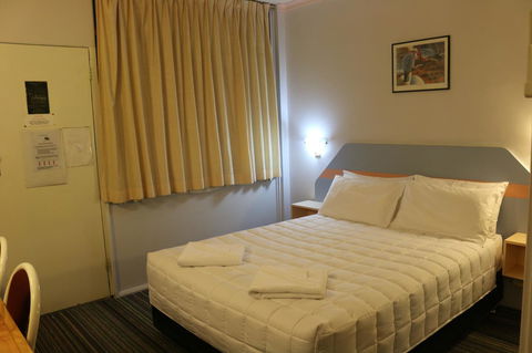 Golden Sands Motor Inn - Kempsey Accommodation 16