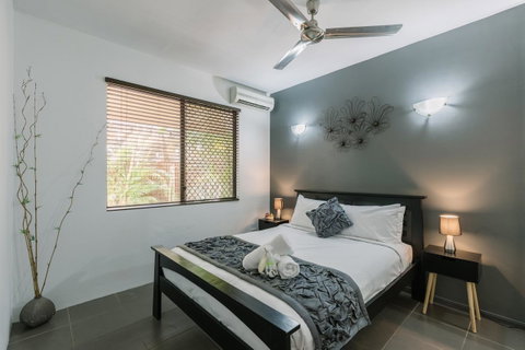 CitySide Apartment - 2 Bedroom With Private Courtyard - Kempsey Accommodation 17