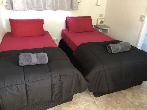 Mataranka Roadhouse - Kempsey Accommodation 7