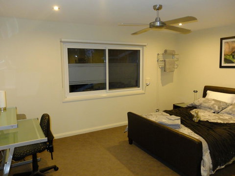 Rock Wallaby - Kempsey Accommodation 6