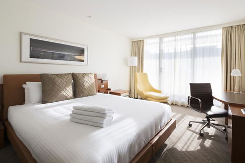 Novotel Canberra - Kempsey Accommodation 15
