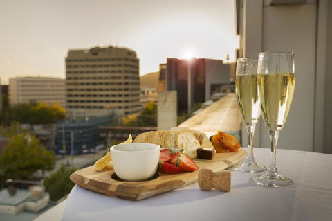 Novotel Canberra - Kempsey Accommodation 38
