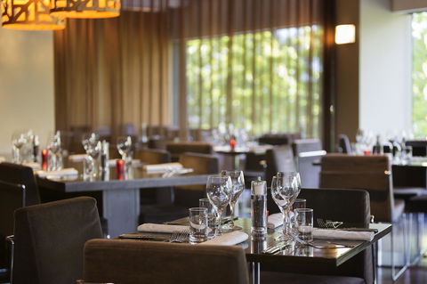 Novotel Canberra - Kempsey Accommodation 12