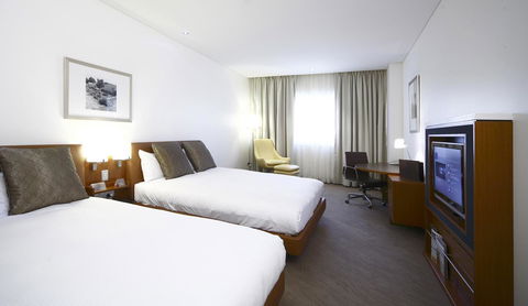 Novotel Canberra - Kempsey Accommodation 19