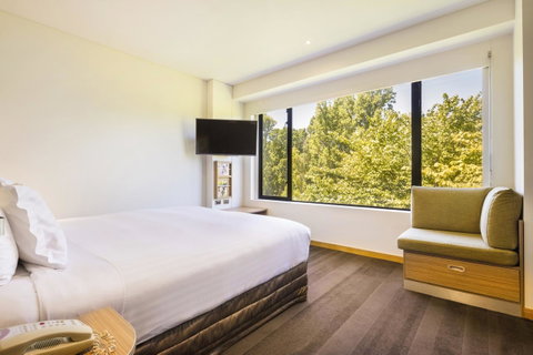 Crowne Plaza Canberra, An IHG Hotel - Kempsey Accommodation 30