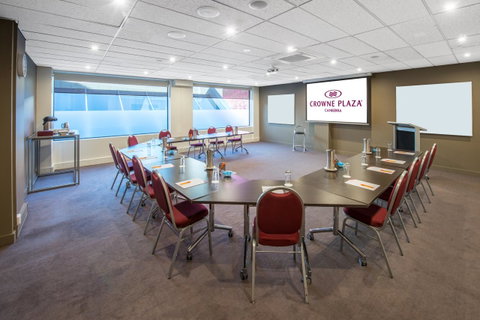 Crowne Plaza Canberra, An IHG Hotel - Kempsey Accommodation 8