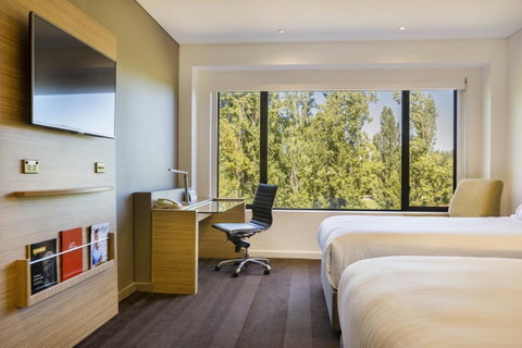 Crowne Plaza Canberra, An IHG Hotel - Kempsey Accommodation 22