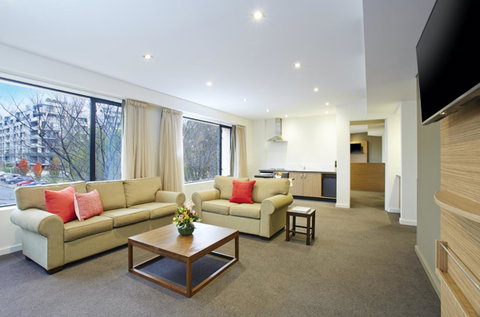 Crowne Plaza Canberra, An IHG Hotel - Kempsey Accommodation 11