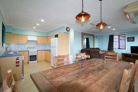 Bombora, 3/4 East Street - Kempsey Accommodation 2