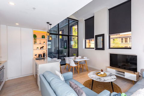 Bond Quarter Loft - Kempsey Accommodation 0