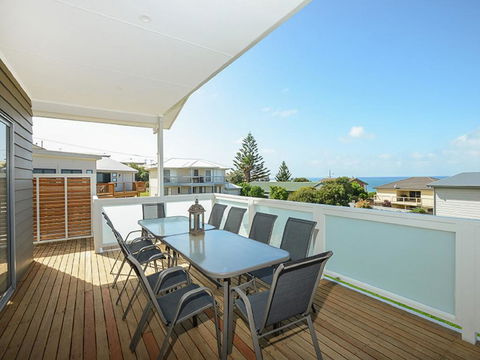 Boomer Beach Retreat - Pet-Friendly - WiFi - Kempsey Accommodation 1