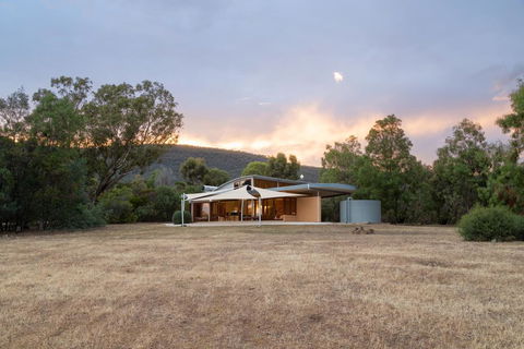 Boroka Downs - Kempsey Accommodation 1