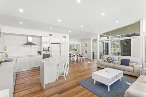 Boulder Bay Rd 1/2 - Fingal Bay - Kempsey Accommodation 3