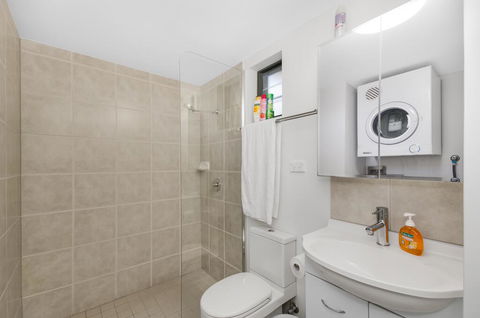 BOUTIQUE APARTMENTS BEACH LOCATION - Kempsey Accommodation 2