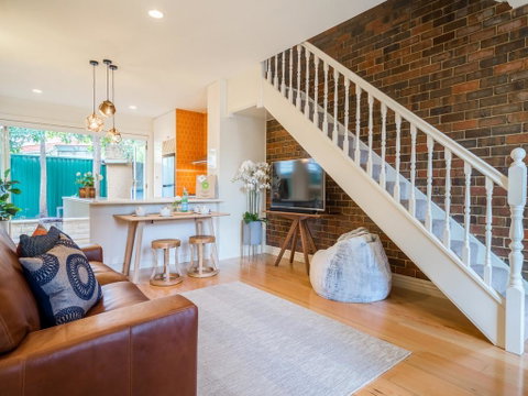 Boutique Stays - Buckingham - Kempsey Accommodation 0