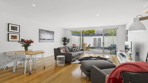 Boutique Stays - Port Haven - Kempsey Accommodation 0